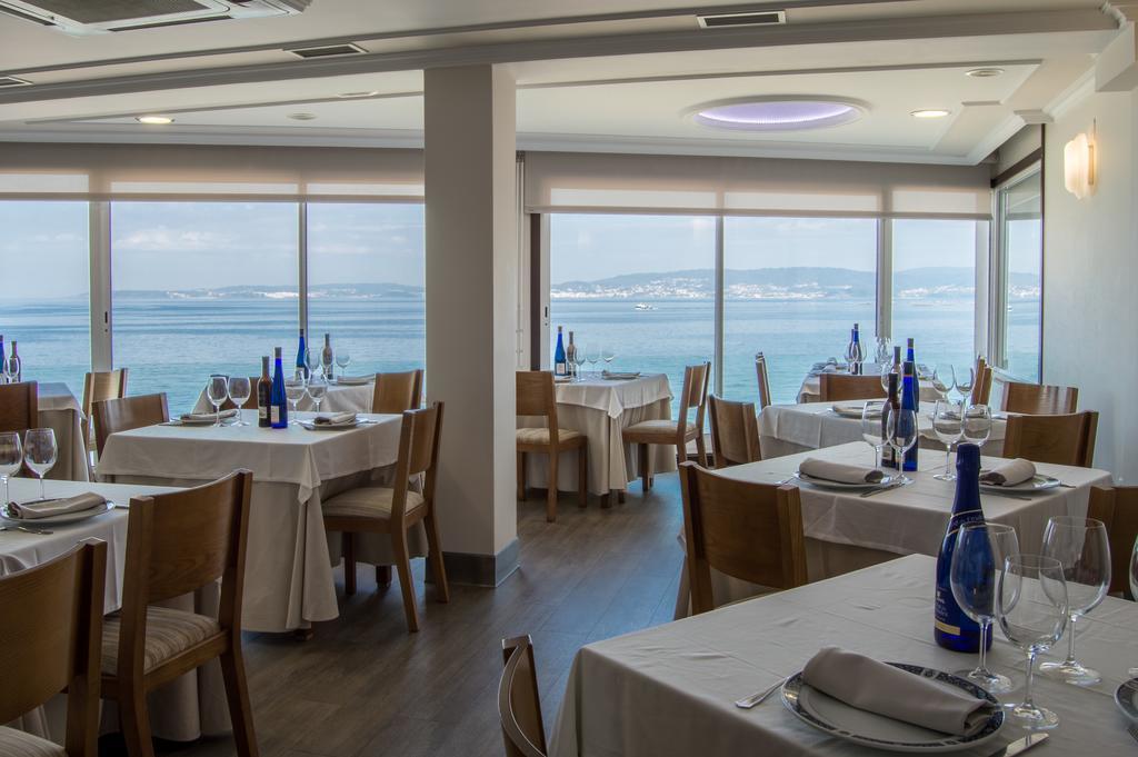 Hotel Restaurante Loureiro Bueu Exterior photo